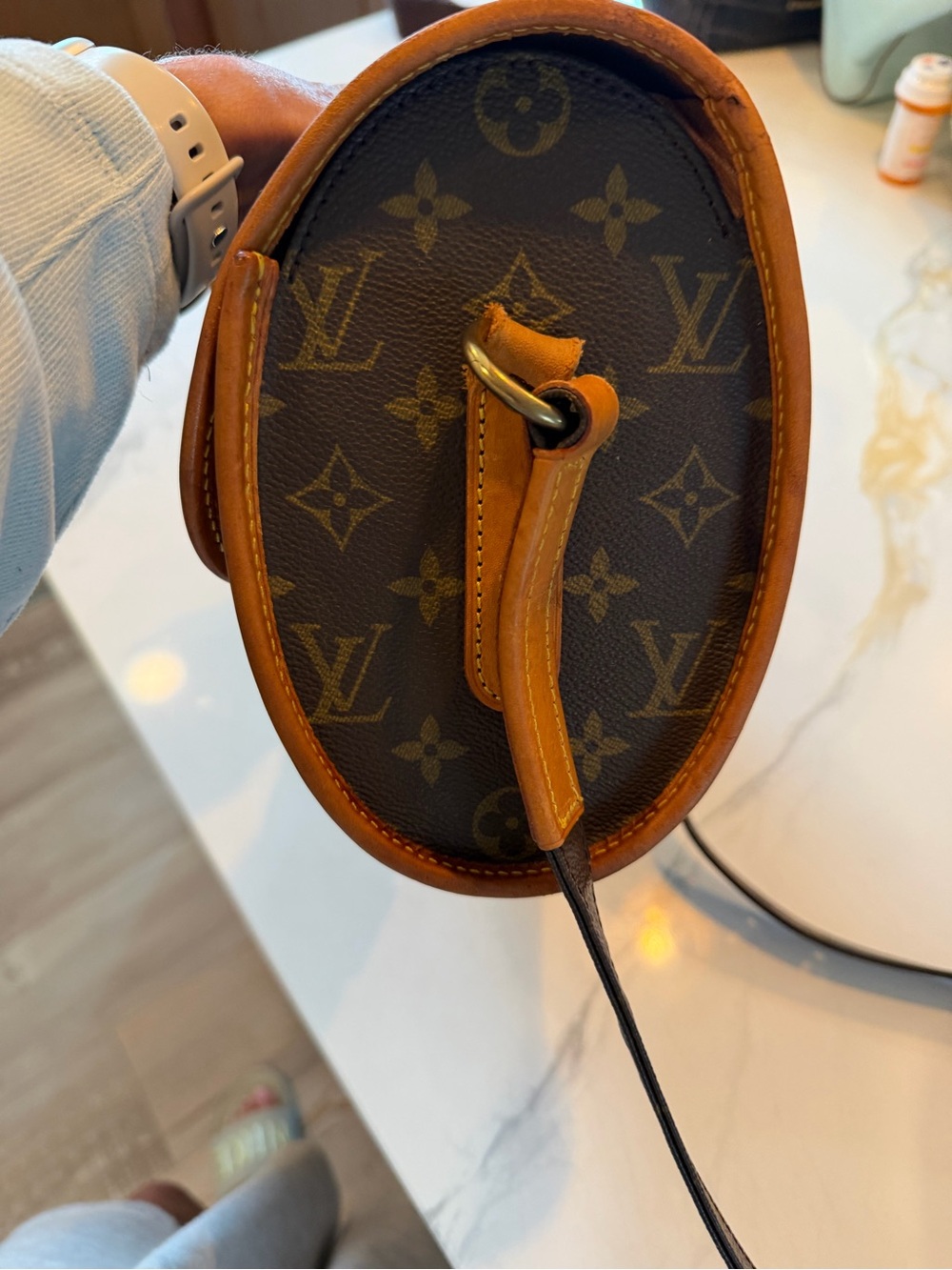 Louis Vuitton Monogram Canvas Messenger Bag with Natural Leather Trim - Picture 3 of 14